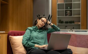 how to stop overreacting sitting down